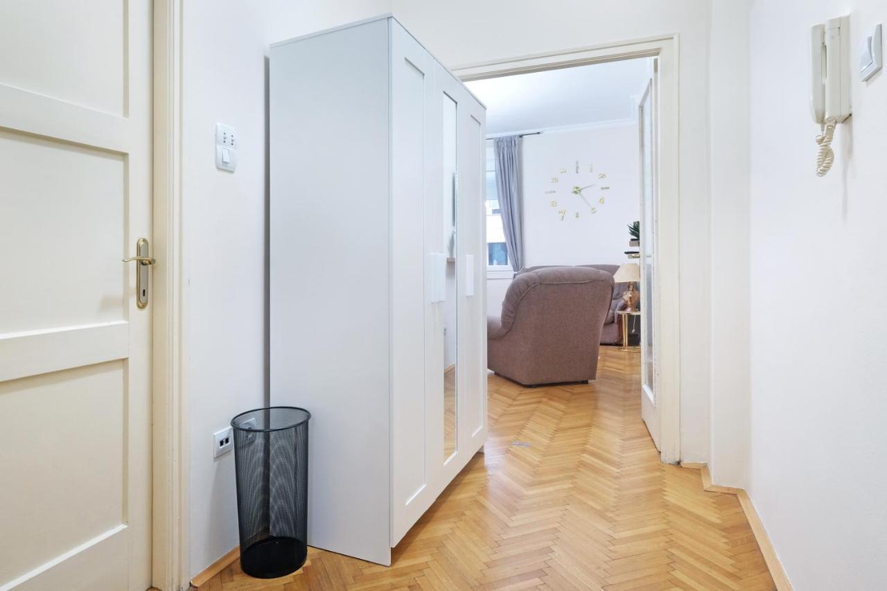 Illusion Downtown Apartment Beograd Eksteriør bilde